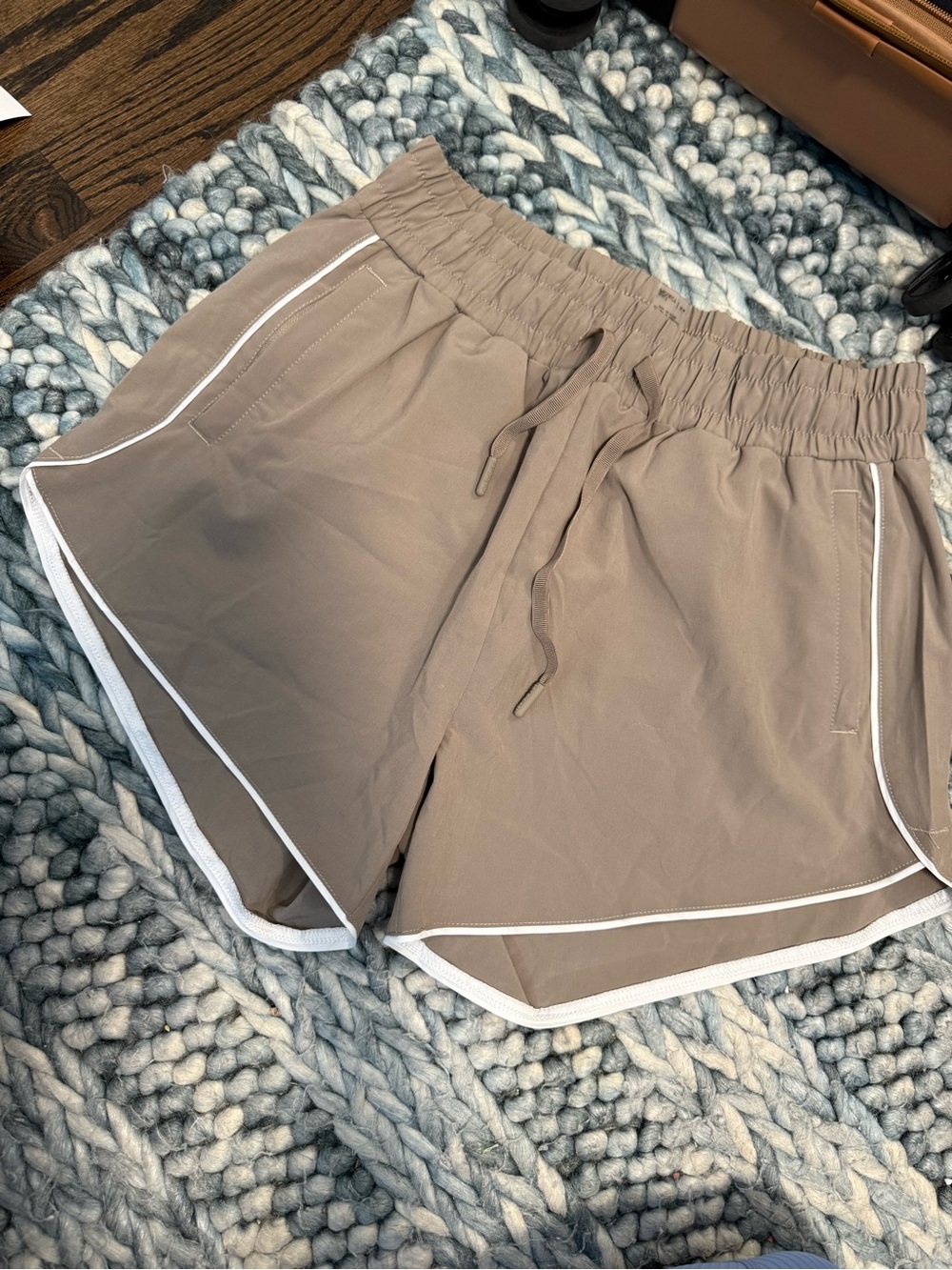 Women’s Athletic Drawstring Shorts in Taupe with Contrast Trim